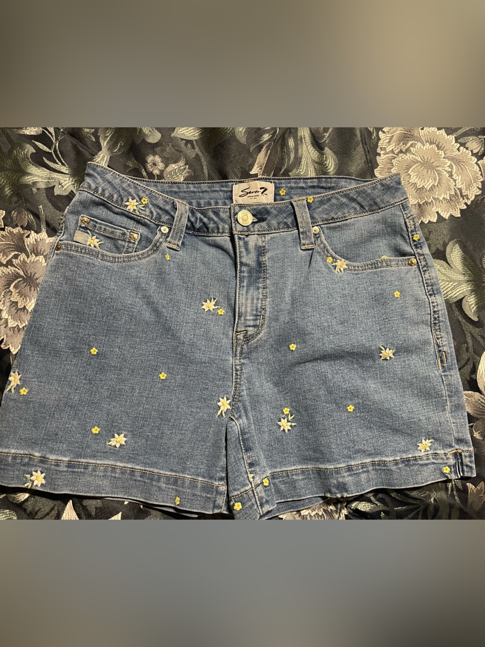 Seven7 shorts